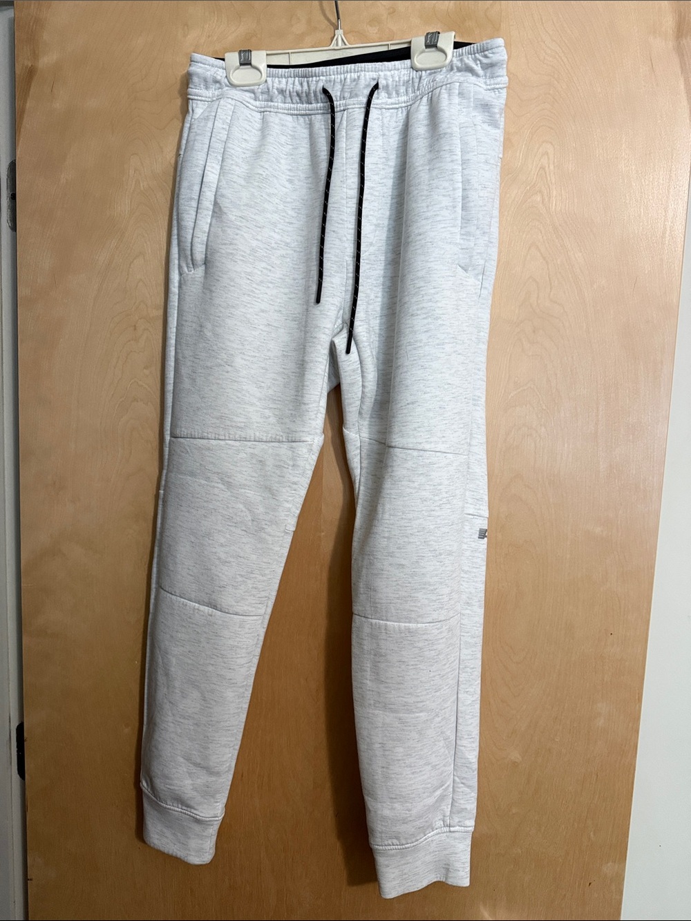American Eagle Outfitters Light Gray Knit Jogger Pants with Black Drawstring